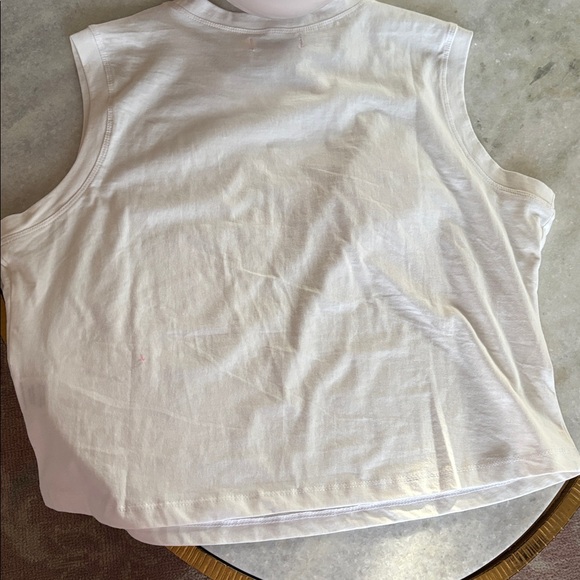 Dover Tank - Picture 5 of 5